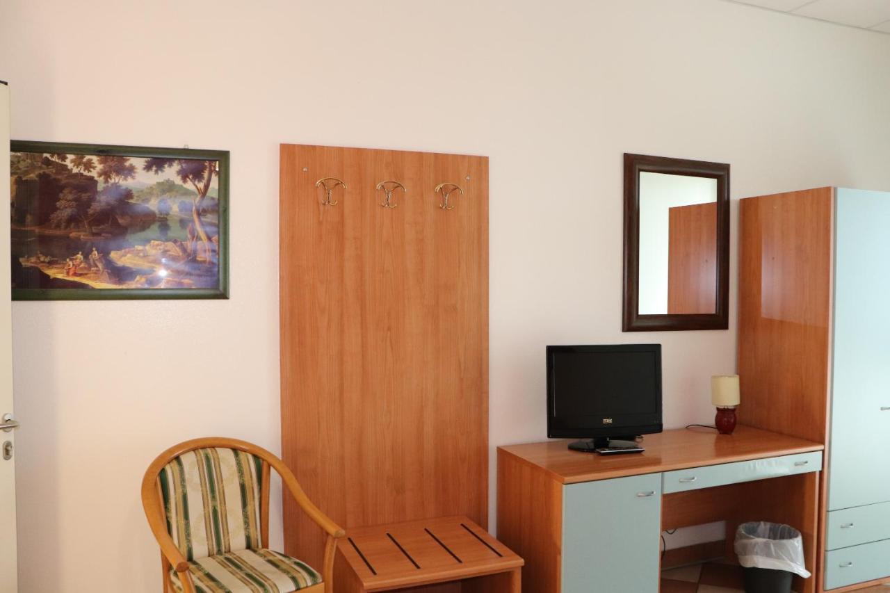 Amira Palace Hotel 3*