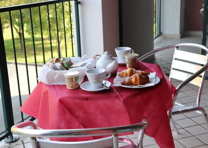 Amira Palace Hotel