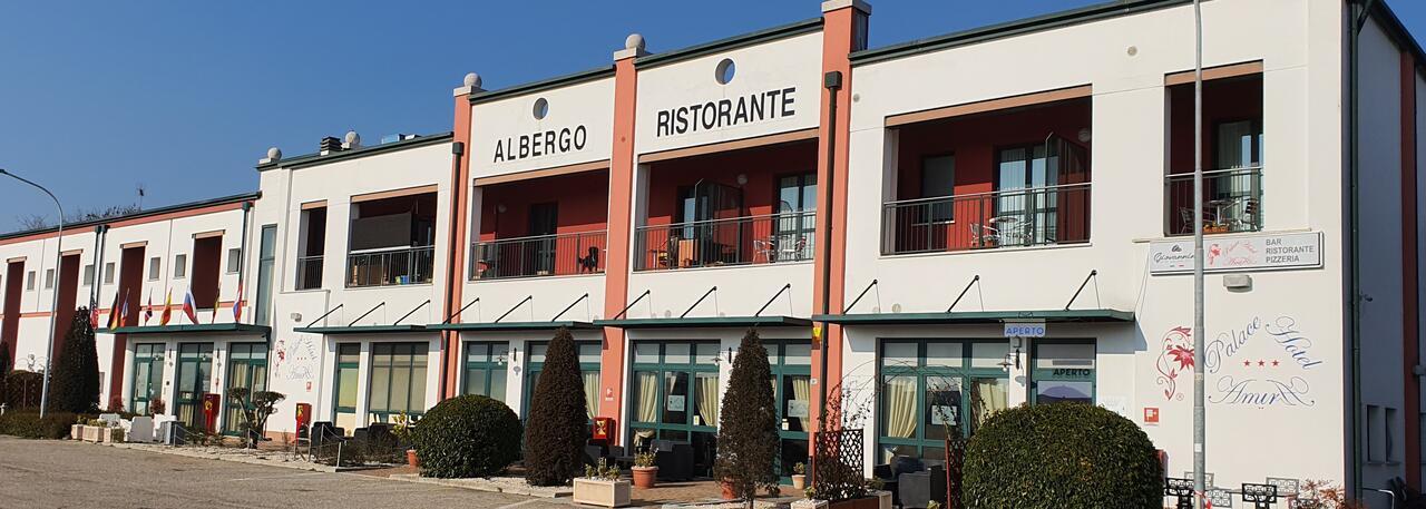 Amira Palace Castel Goffredo
